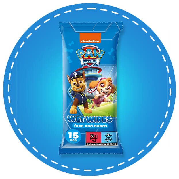 Nawilżane chusteczki do oczyszczania skóry twarzy i rąk dzieci.